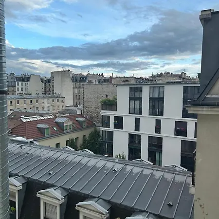 Charmant Xi Apartment